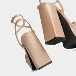 Sandalias-De-Vestir-Footloose-Mujeres-Fch-Cp047-Lala-Sintetico-NUDE-36